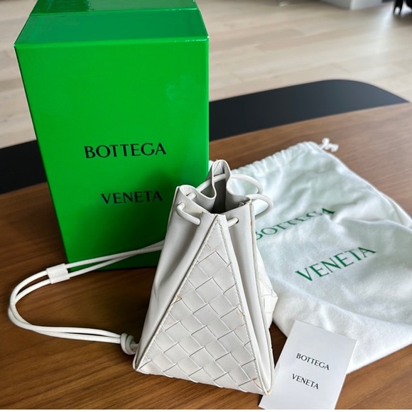 Bottega Mini Bucket Bag Intrecciato